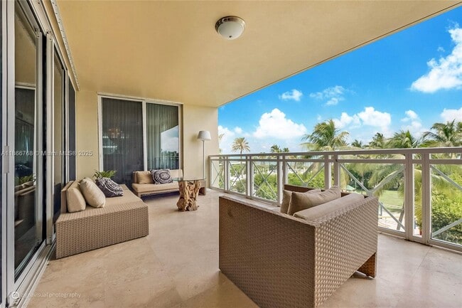 Building Photo - 430 Grand Bay Dr