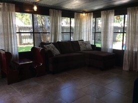 Building Photo - 533 Legume Drive