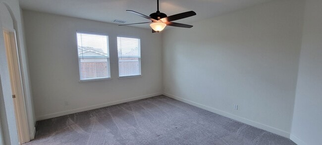 Building Photo - One Story South Meadows Home - Pet Friendly