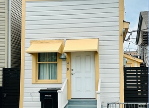 Building Photo - Charming Mid-City Studio | Walk to Streetcar