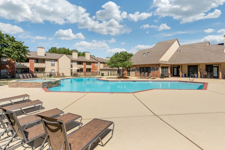 THE LOGAN Bedford, TX Apartment Finder