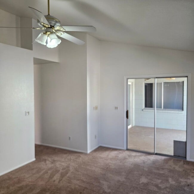 Building Photo - 3 Bedroom 2 Bath SFR Peoria AZ
