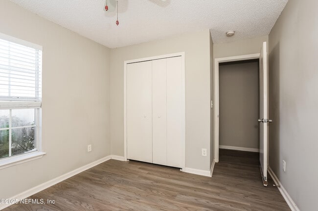 Building Photo - 7878 Cherry Blossom Dr S