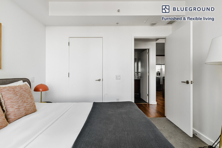 Building Photo - 399 Fremont St