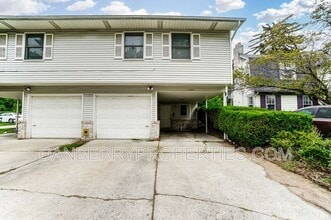 Building Photo - 3162 Kylemore Rd