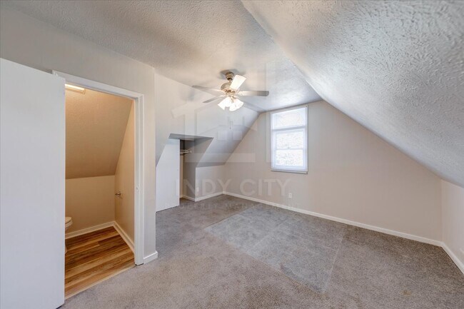 Building Photo - 205 N Manngrove Ln