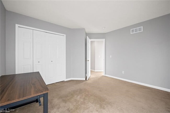 Building Photo - 7419 Meadow Brooke Way
