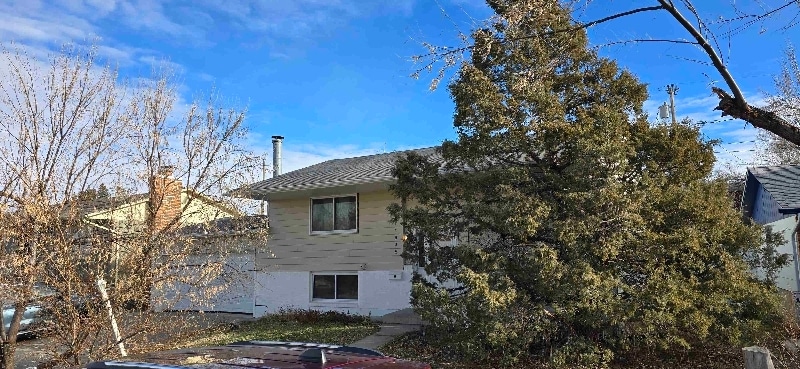 Building Photo - 1935 S Lennox St