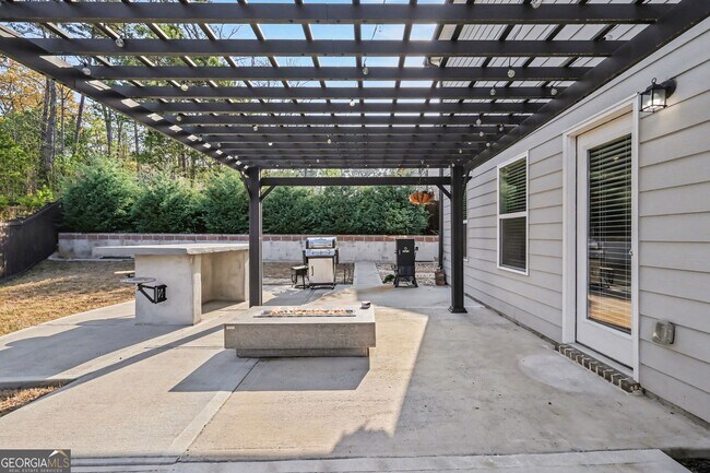 Building Photo - 6276 Noreen Wy