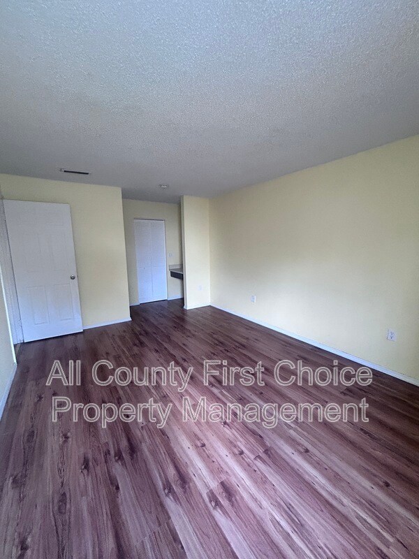 Building Photo - 11415 8th Way N