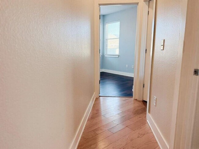 Building Photo - 7208 Lysander Ct