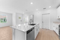 Building Photo - 17558 Holly Wl Ave