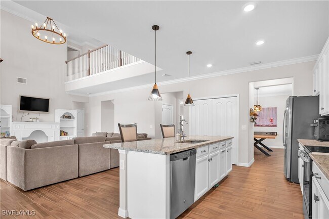 Building Photo - 11884 Boxelder Way