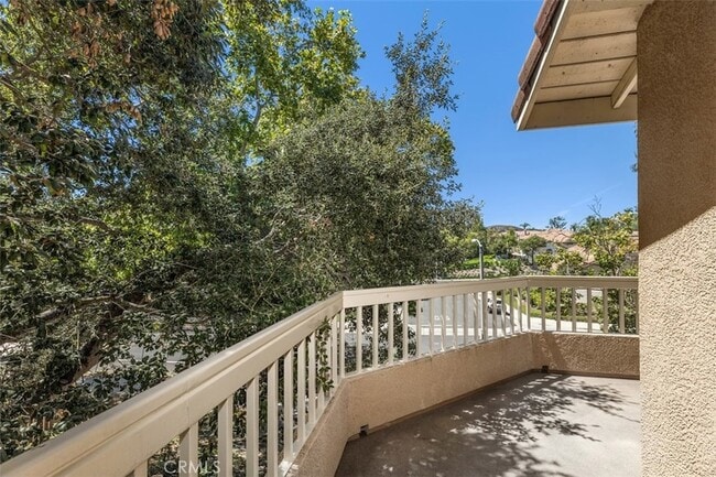 Building Photo - 41 Alondra