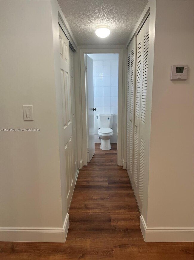 Building Photo - 14150 SW 84th St