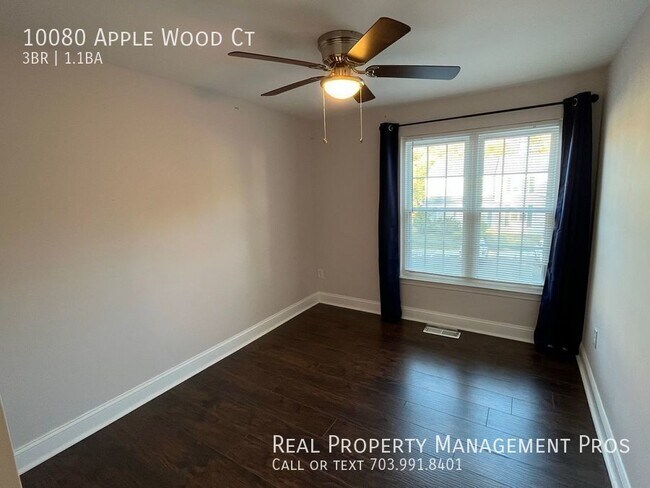 Building Photo - 10080 Apple Wood Ct