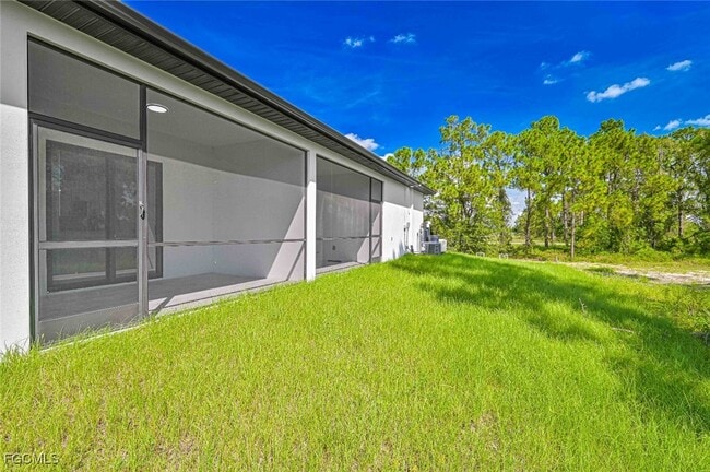 Building Photo - 587 Alabama Rd S