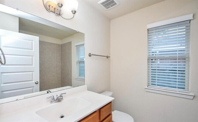 Building Photo - 18007 Alora Springs Trace