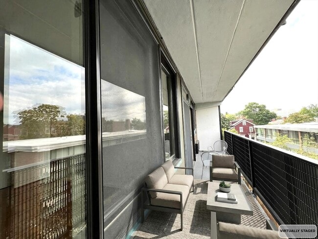 Building Photo - 345 Harvard St