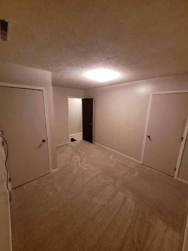 Building Photo - 123 Ferndale Dr