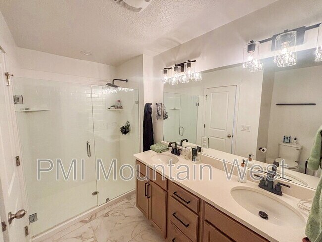 Building Photo - 11682 S Bingham Rim Rd