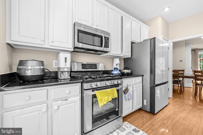Building Photo - 13967 Gill Brook Ln