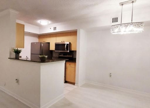 Building Photo - 2457 Centergate Dr