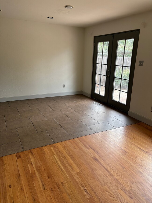 Building Photo - 3071 S Hobart Way