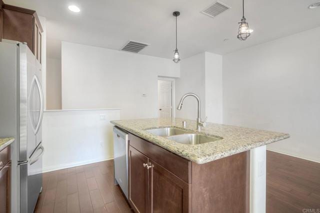 Building Photo - 5063 Waterview Way