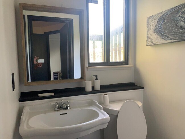 Building Photo - 5808 Stormcroft Ave