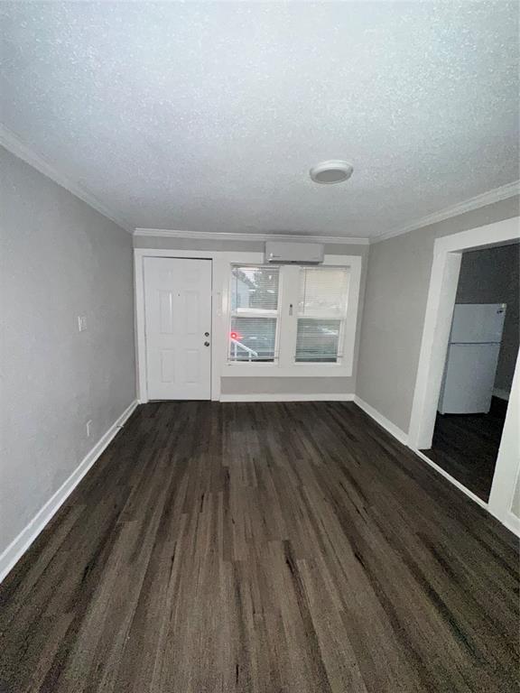 Building Photo - 1401 Collier St