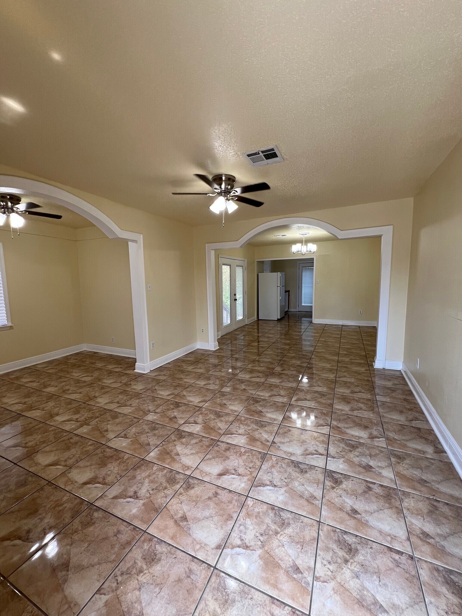 Living Room - 3509 Leonidas St