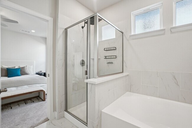 Building Photo - 11422 Chepstow Crescent Ct