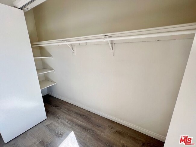 Building Photo - 1426 Orange Grove Ave