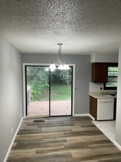 Building Photo - 3634 S Farm Rd 135