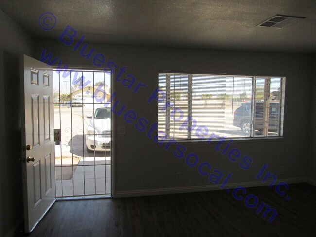 Building Photo - 12652K