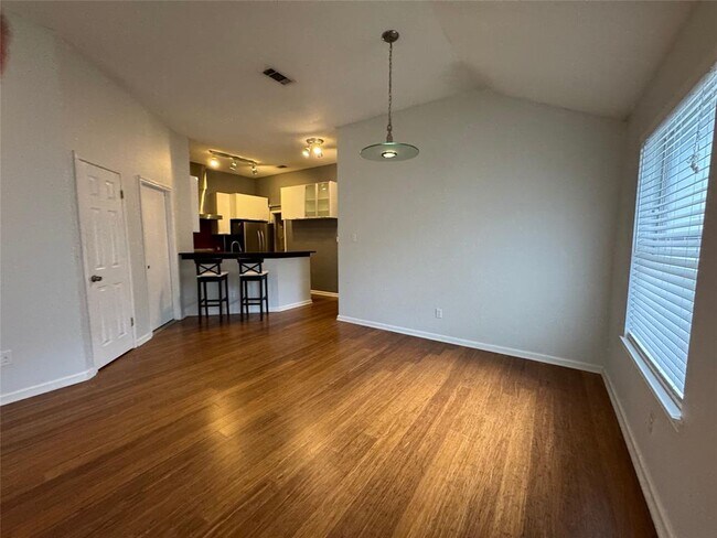 Building Photo - 2909 Allison Dr