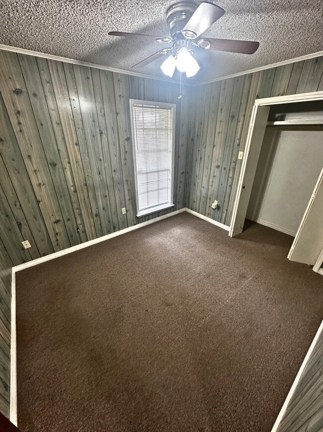 Building Photo - 14235 Lamonte Ln