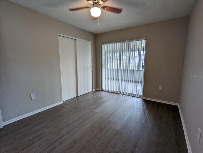 Building Photo - 2201 24th Ave W