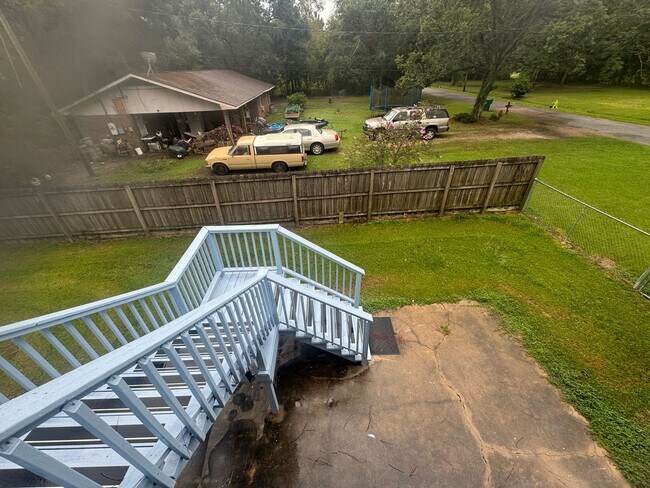 Building Photo - 5112 Kraft St