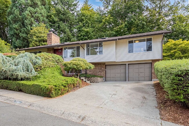 Building Photo - 13918 SE 23rd St