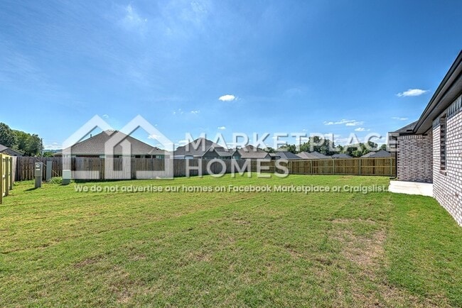 Building Photo - 554 N Goose Xing