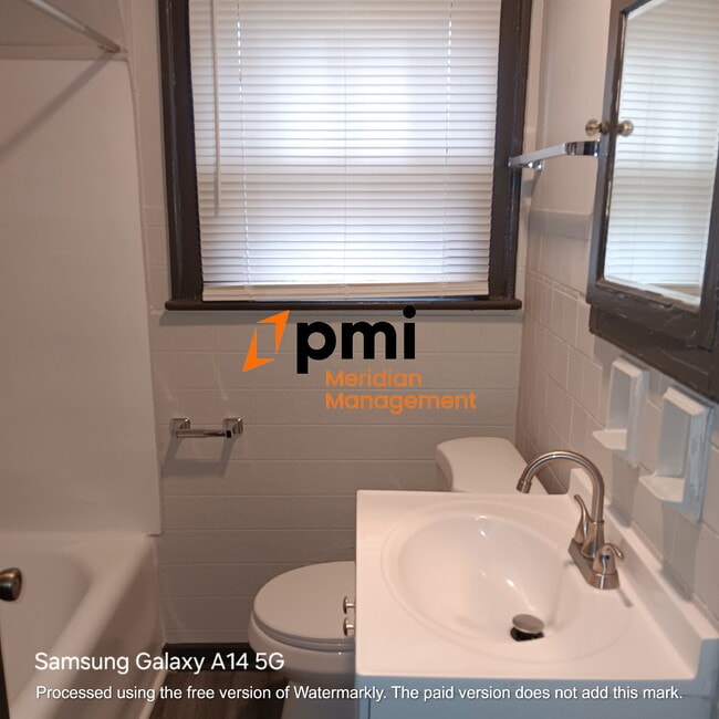 Building Photo - 1619 S Randolph St