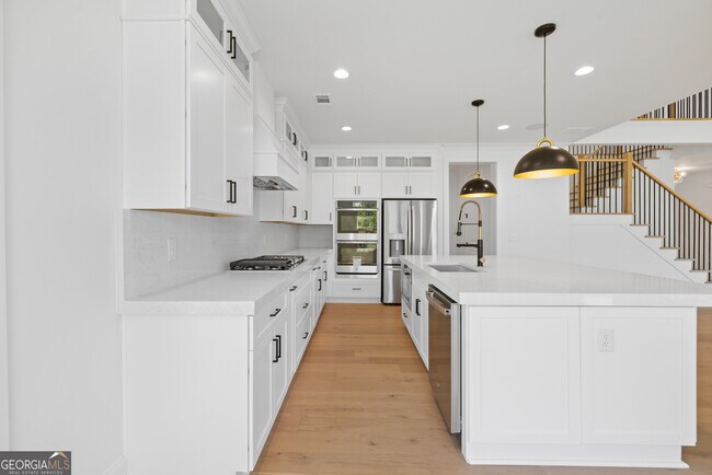 Building Photo - 1270 Glen Eagle Dr