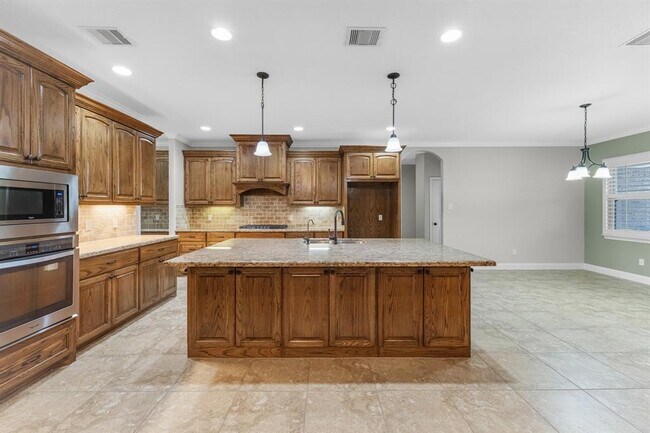 Building Photo - 4857 Dutton Lake Dr
