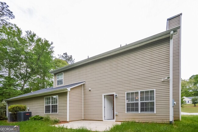 Building Photo - 2061 Bay Ct