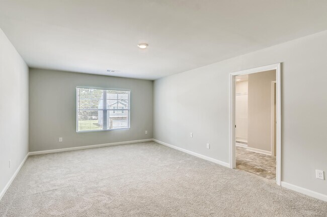 Building Photo - 250 Sweet Bay Ln