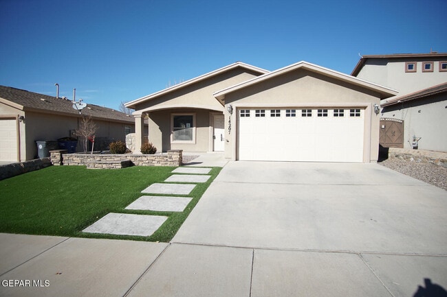 Building Photo - 14207 Otter Point Ct