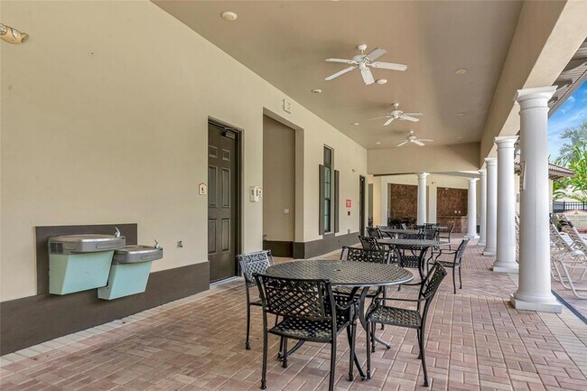 Building Photo - 15517 Rose Grove Dr