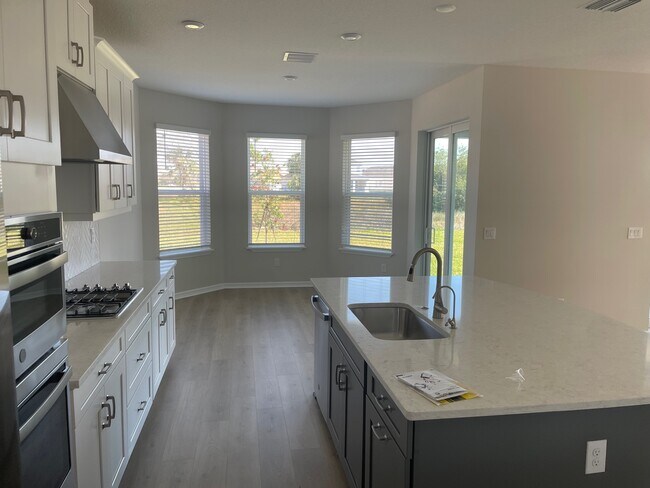 Building Photo - 6119 Maidenstone Way